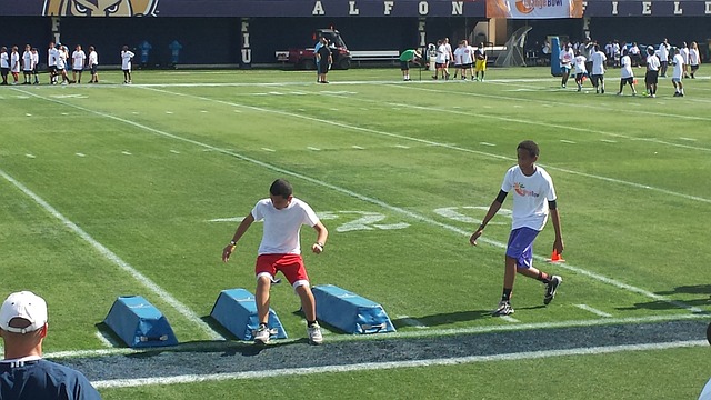 而是強調比 而是強調比